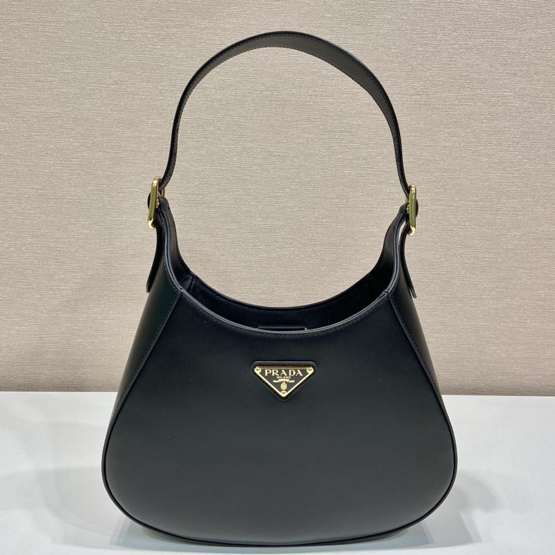 Pra*a cleo bags